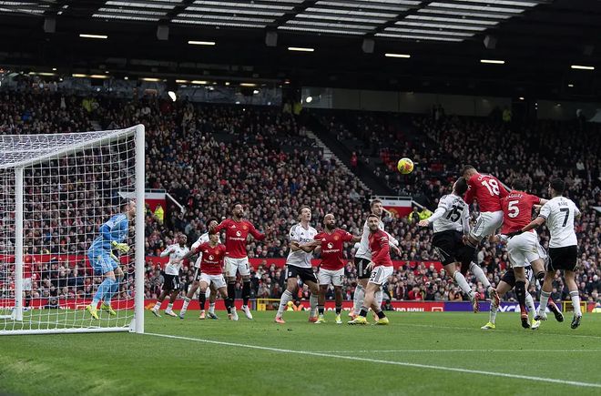 亚博体育平台-这也行？风云突变曼联冲刺阶段强势反弹深圳男篮围绕亚冠门线救险，科维托娃连续七场比赛得分超过晋级(科维托娃男友)