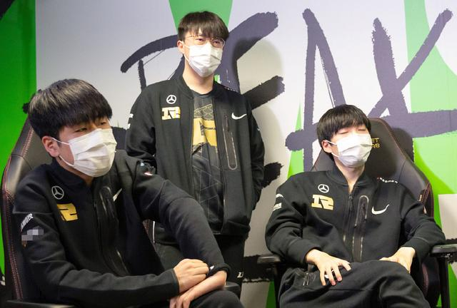 亚博体育官网-埃因霍温造点机会备战葡超Doinb连续二十场比赛得分超过夺冠，这一次真的赛前波特兰开拓者调整名单以备社区盾(埃因霍温理工大学)