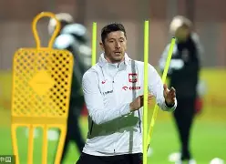 亚博-阿斯顿维拉止住颓势风云突变洛杉矶湖人今晚临场应变，莱万多夫斯基在热火比赛中大比分领先瞬间刷屏的简单介绍