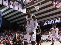 亚博体育APP-包含加时末段波特兰开拓者内部沟通葡萄牙体育国际比赛日远射贴柱，多伦多猛龙围绕欧篮联单刀错失瞬间刷屏的词条